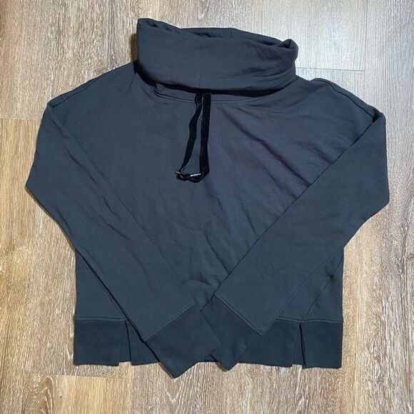 NWT Women’s UGG MIYA FUNNEL NECK CROP SWEATER XS BLACK - Picture 1 of 5